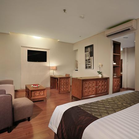โรงแรมแอสตัน ตันจุง ซิตี้ Tanjung  ภายนอก รูปภาพ