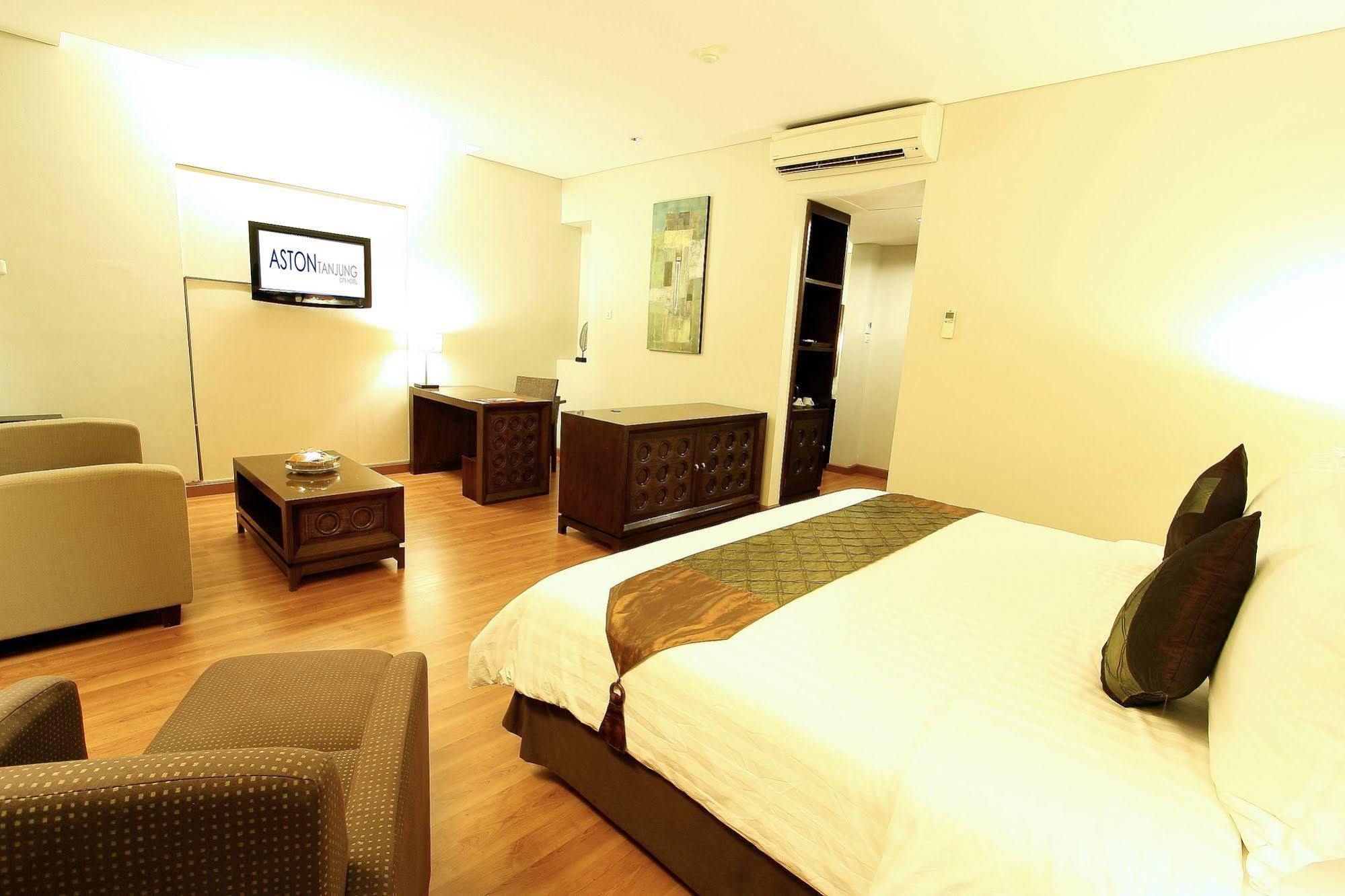 โรงแรมแอสตัน ตันจุง ซิตี้ Tanjung  ภายนอก รูปภาพ